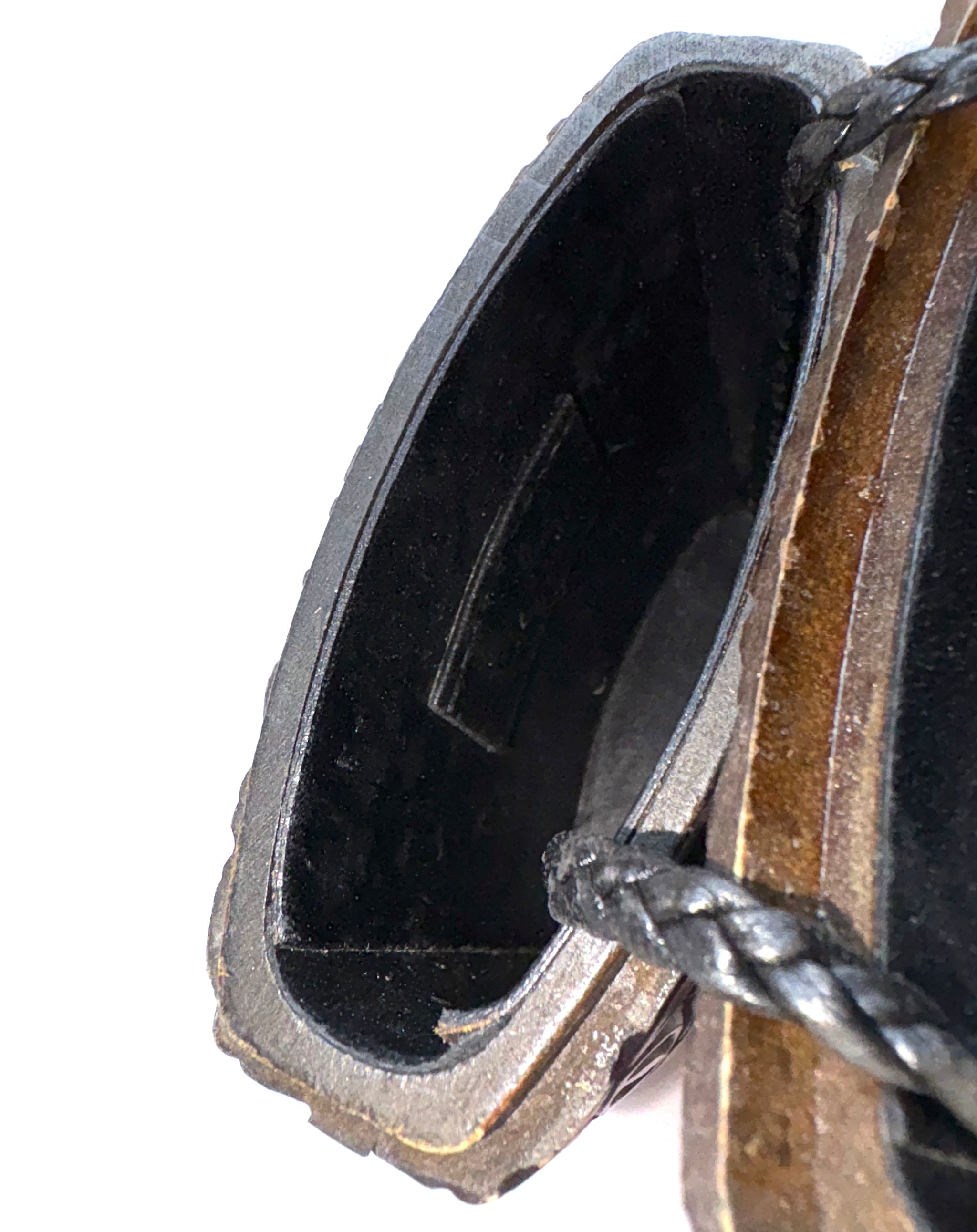 Mini sac pochette en bois sculpté Gucci by Tom Ford – Automne-Hiver 2002